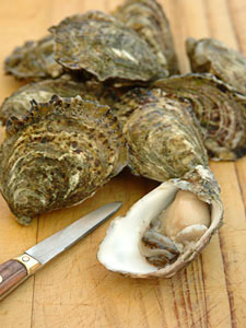Oyster-with-knife.jpg
