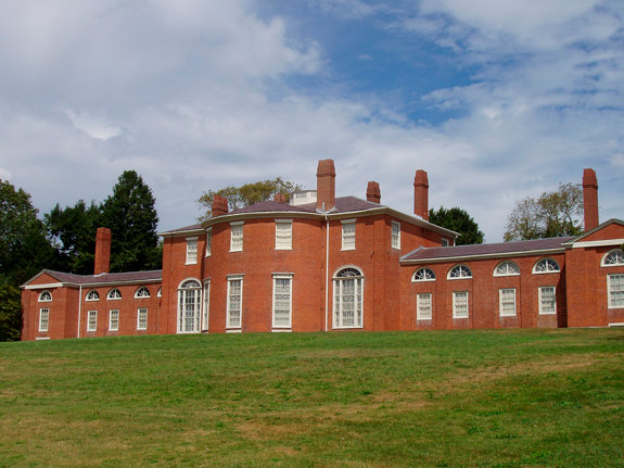 Gore_Place_Waltham_Massachusetts_-_lawn_side_exterior.jpg