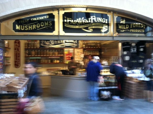 Far West Fungi Mushrooms